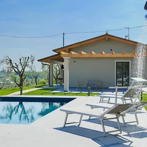 Boni Apartment
