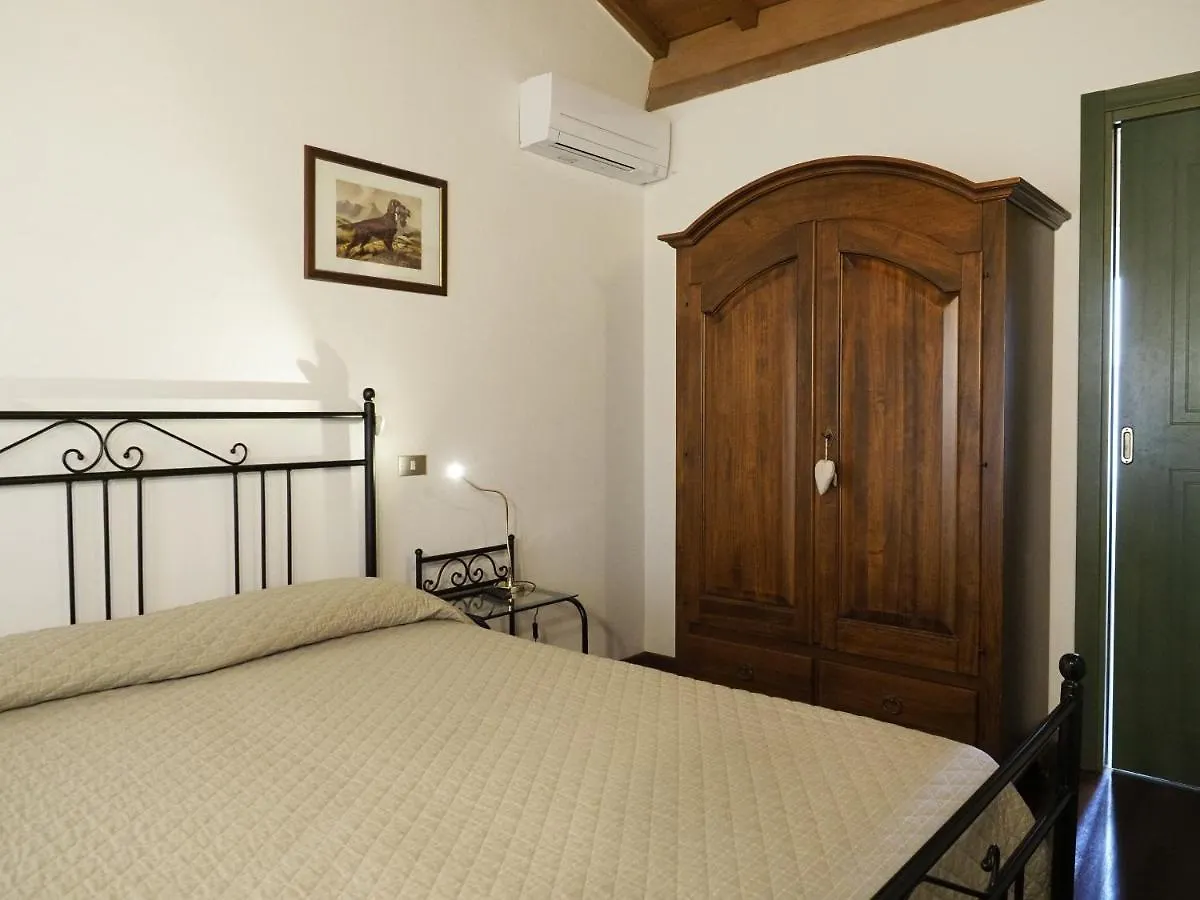 Apartment Appartamenti I Cortivi Costermano sul Garda